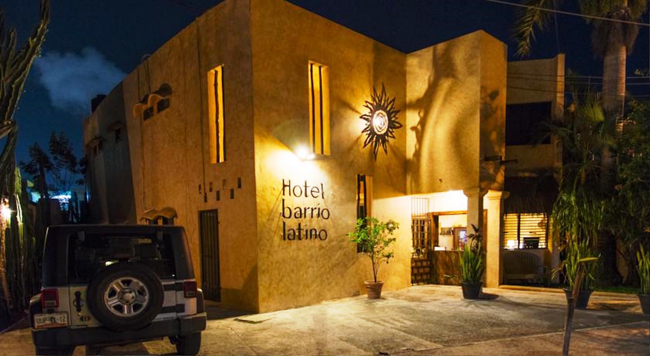 Отель Barrio Latino Al Centro By Pueblo Magico Network Плая-дель-Кармен Экстерьер фото